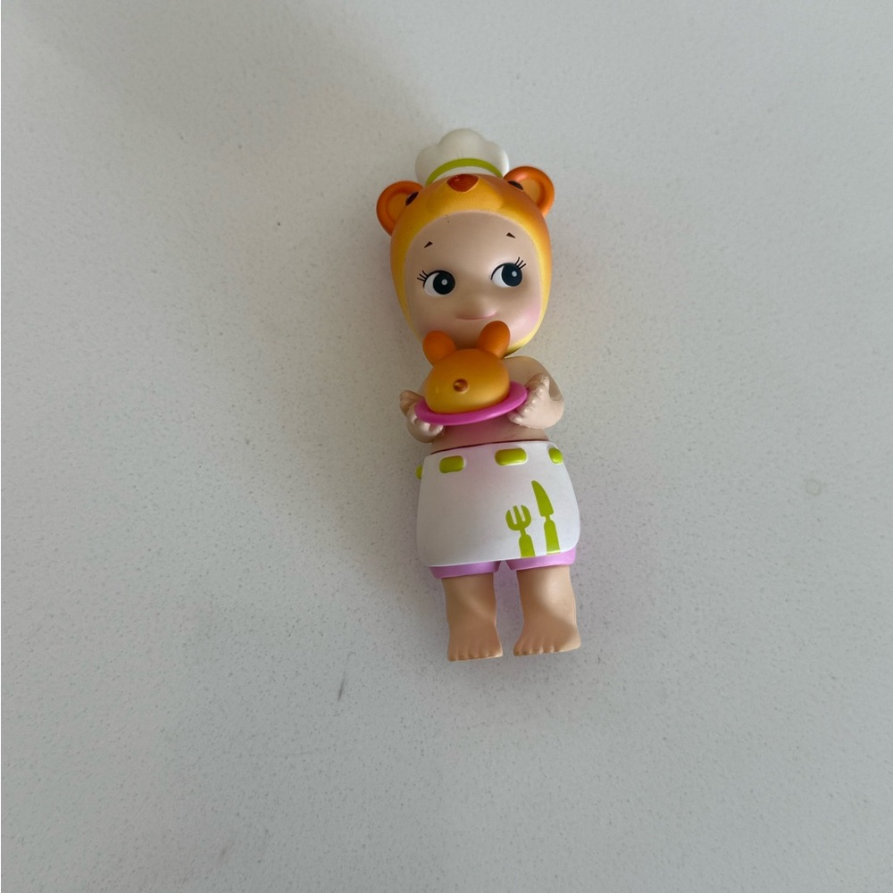 Sonny Angel authentic baking Bear figurine with Orange and White Outfit